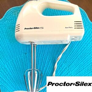 Proctor Silex 5 White Electric Mixer
